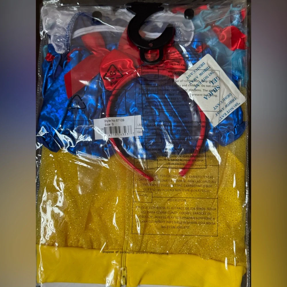 NEW Bad Apple Snow White Sexy Costume - Picture 2 of 3